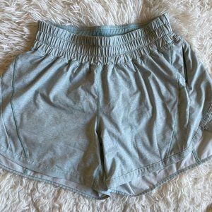 Lululemon Size 6 Track That Mid -Rise Lined Shorts 5"
